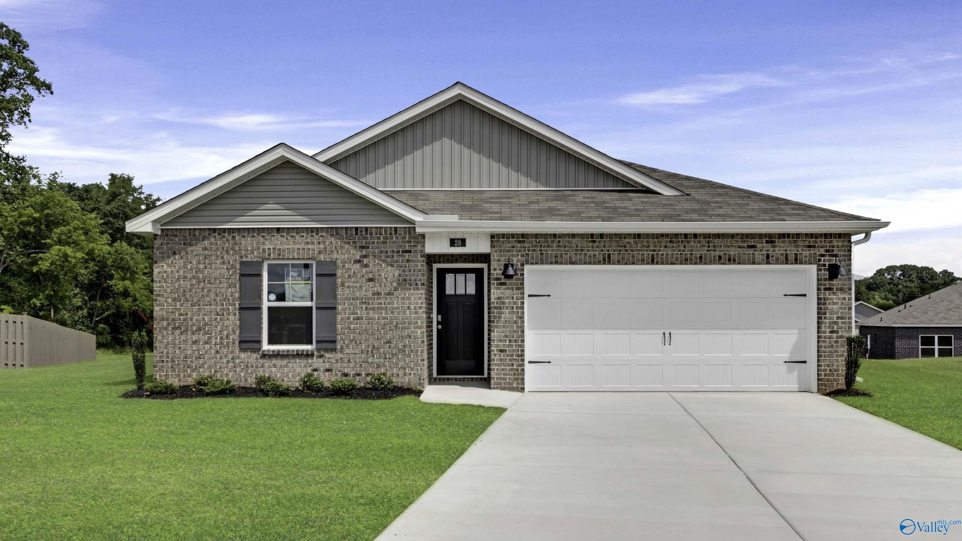 28 Press Road, Scottsboro, AL 35769 Main Photo
