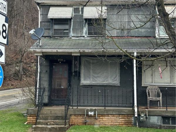 85 Midland Avenue, Midland, PA 15059