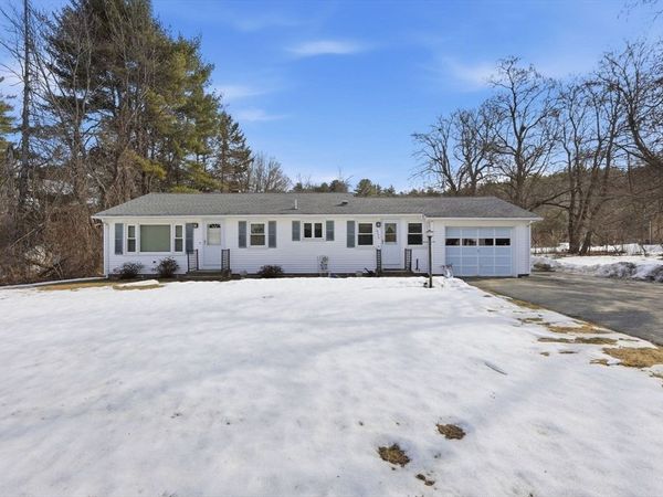 4452 High St, Palmer, MA 01069