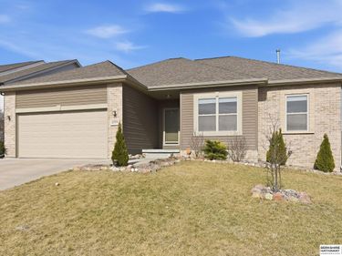 20908 Camden Avenue , Elkhorn, NE 68022