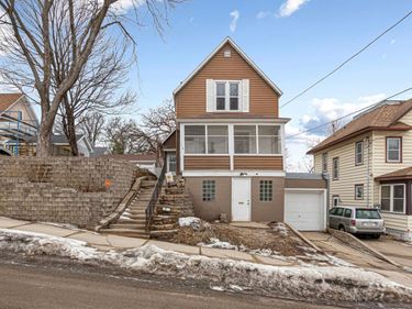 118 1st Street SW, Faribault, MN 55021