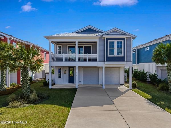 1615 Bonito Lane, Carolina Beach, NC 28428