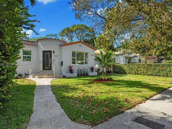 1262 SW 15th Ter, Miami, FL 33145