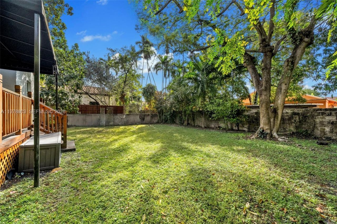 1262 SW 15th Ter, Miami, FL 33145 Photo