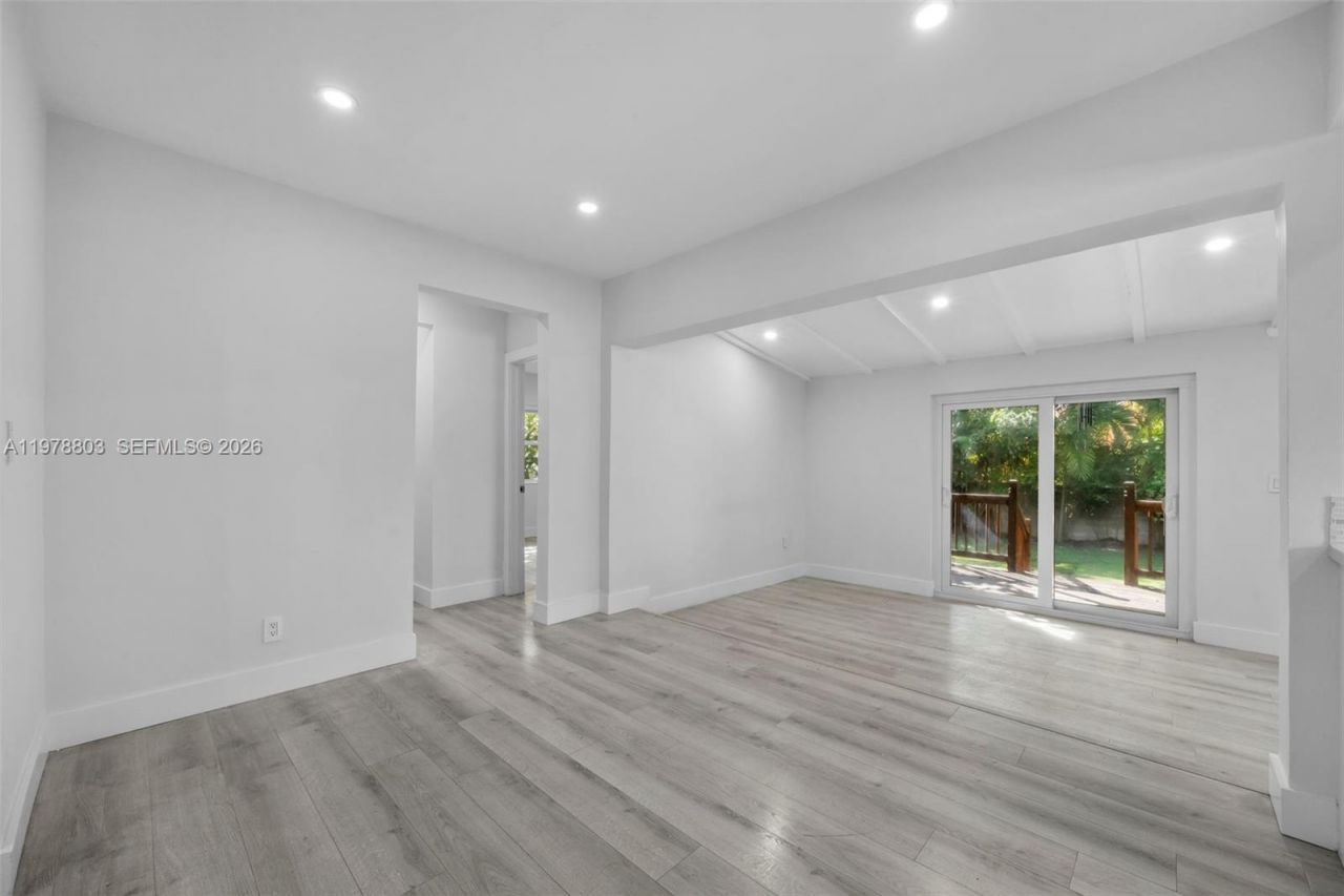 1262 SW 15th Ter, Miami, FL 33145 Photo