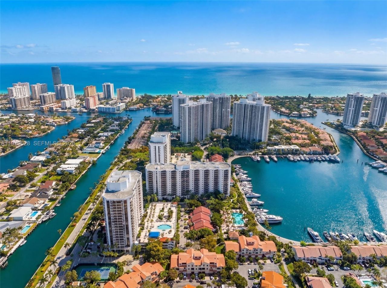 3600 Yacht Club Dr, Unit 1802, Aventura, FL 33180 Photo