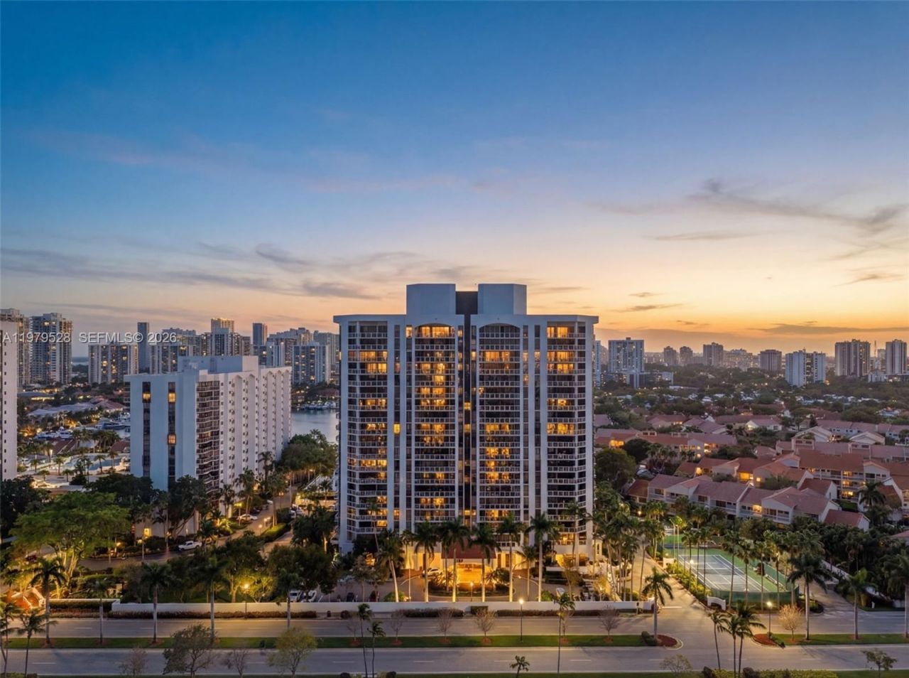 3600 Yacht Club Dr , Unit 1802, Aventura, FL 33180 Photo