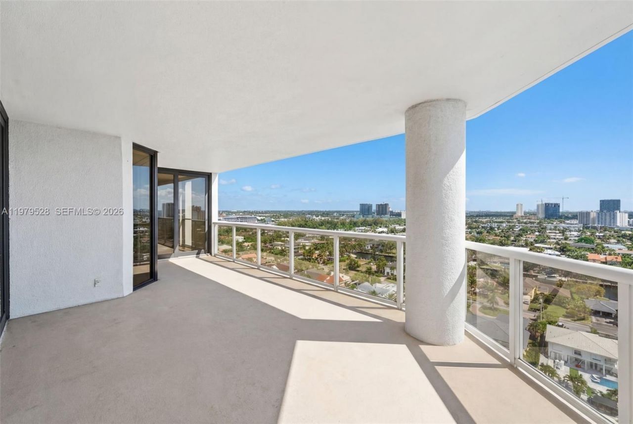 3600 Yacht Club Dr, Unit 1802, Aventura, FL 33180 Photo