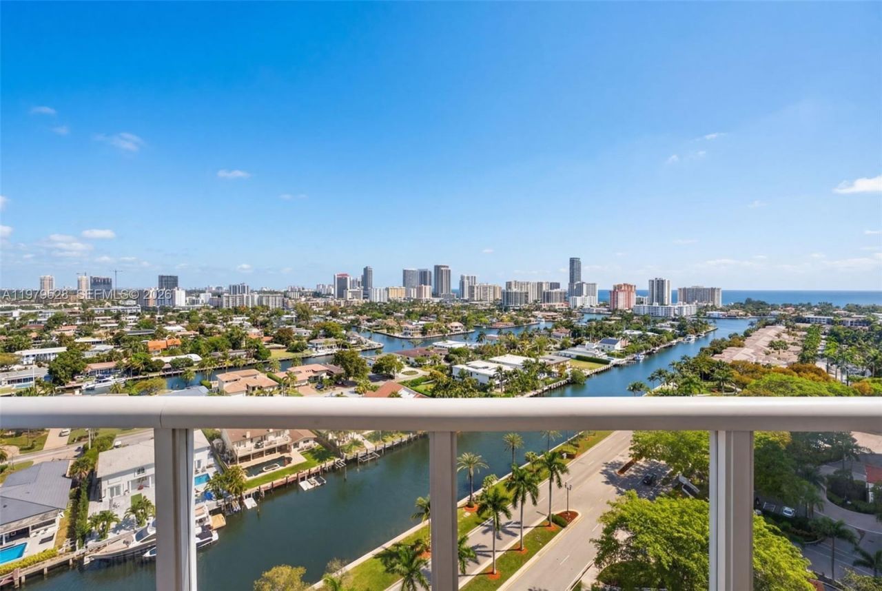 3600 Yacht Club Dr , Unit 1802, Aventura, FL 33180 Photo