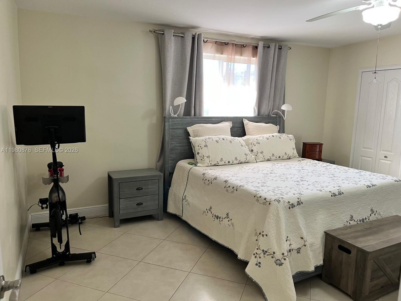 685 W 77th St, Hialeah, FL 33014 Photo