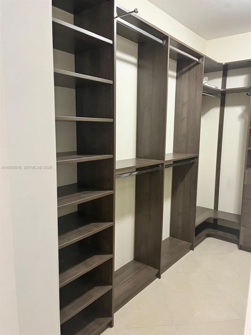 685 W 77th St , Hialeah, FL 33014 Photo