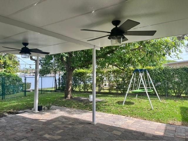 685 W 77th St , Hialeah, FL 33014 Photo