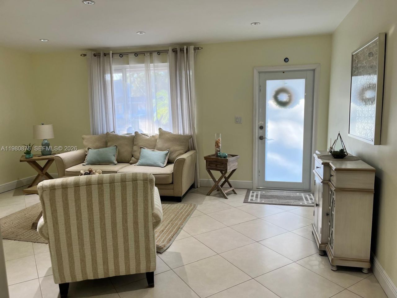 685 W 77th St, Hialeah, FL 33014 Photo