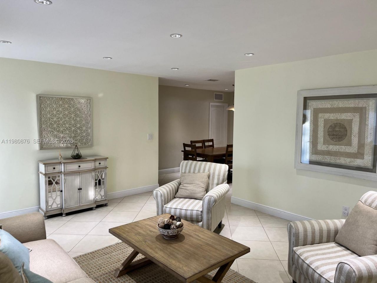 685 W 77th St, Hialeah, FL 33014 Photo