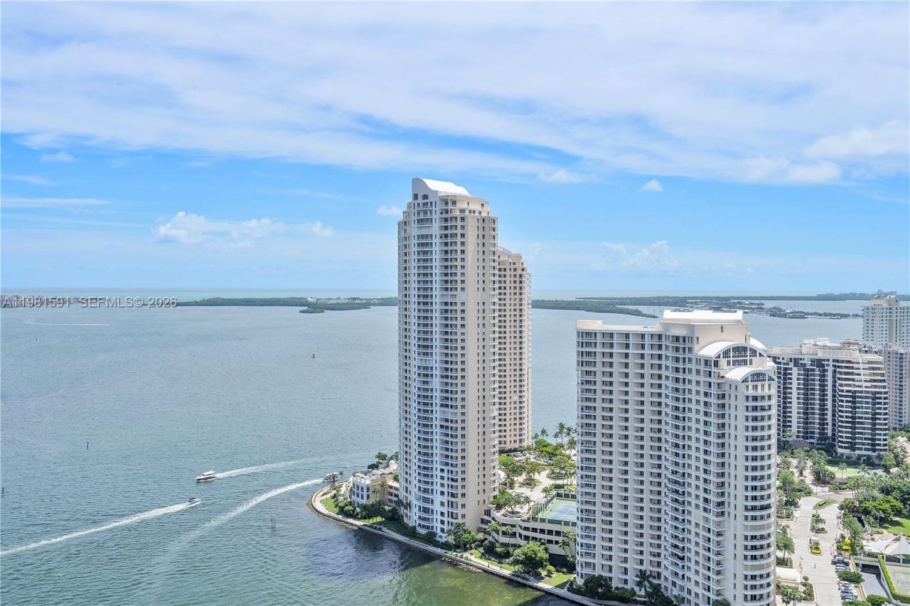 325 S Biscayne Blvd , Unit 3721, Miami, FL 33131 Photo