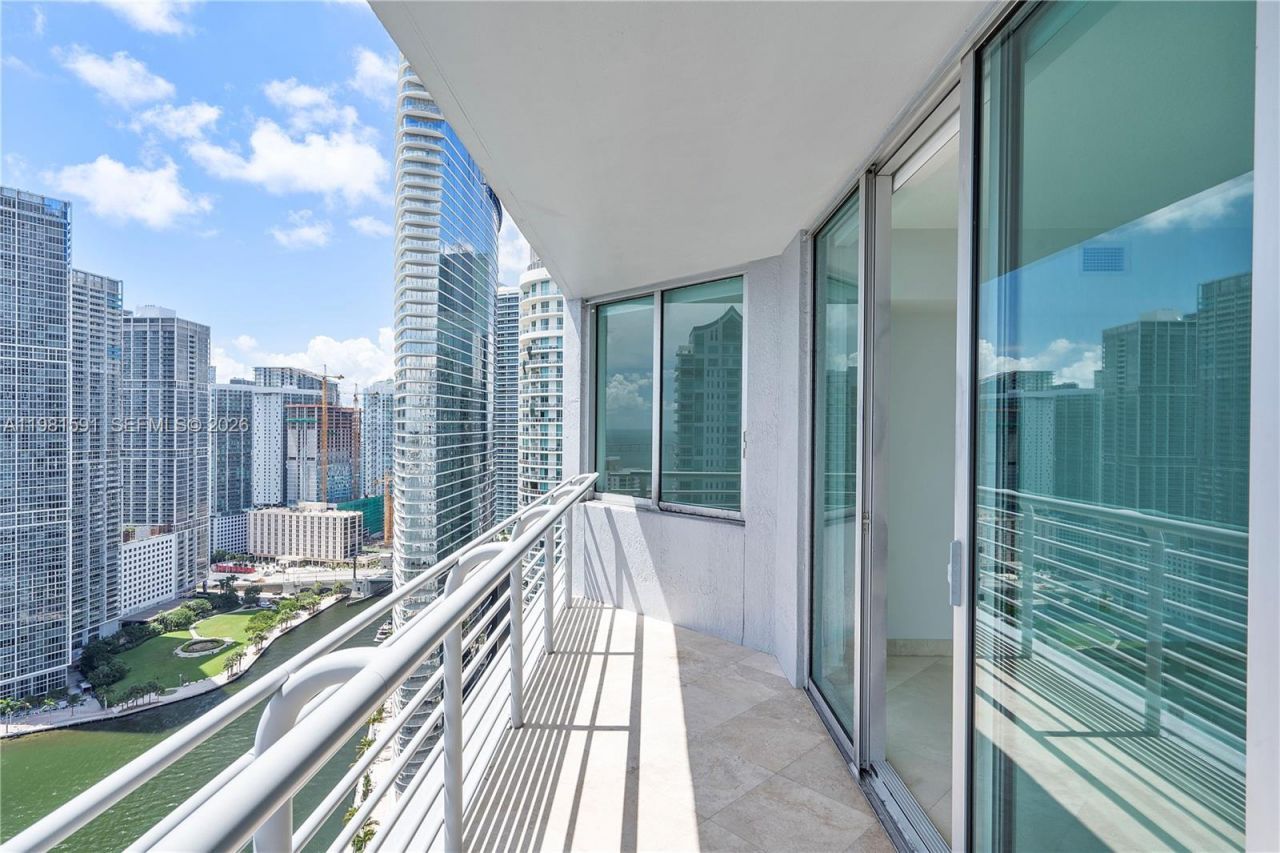 325 S Biscayne Blvd , Unit 3721, Miami, FL 33131 Photo