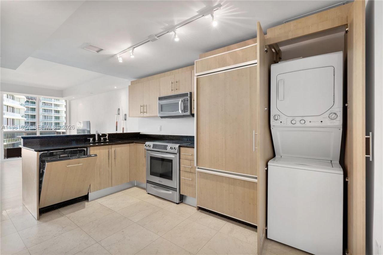 10275 Collins Ave, Unit 605, Bal Harbour, FL 33154 Photo