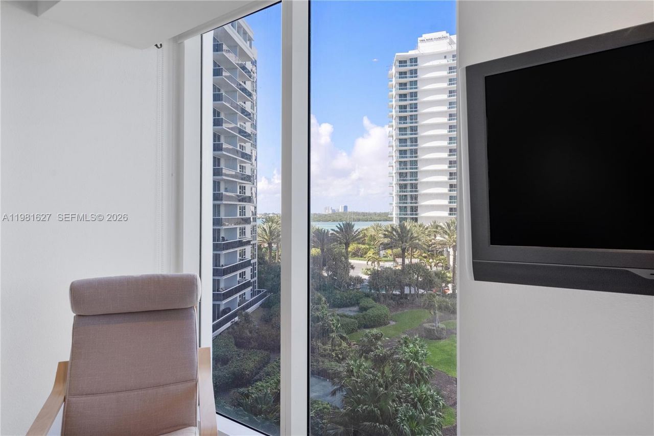 10275 Collins Ave, Unit 605, Bal Harbour, FL 33154 Photo