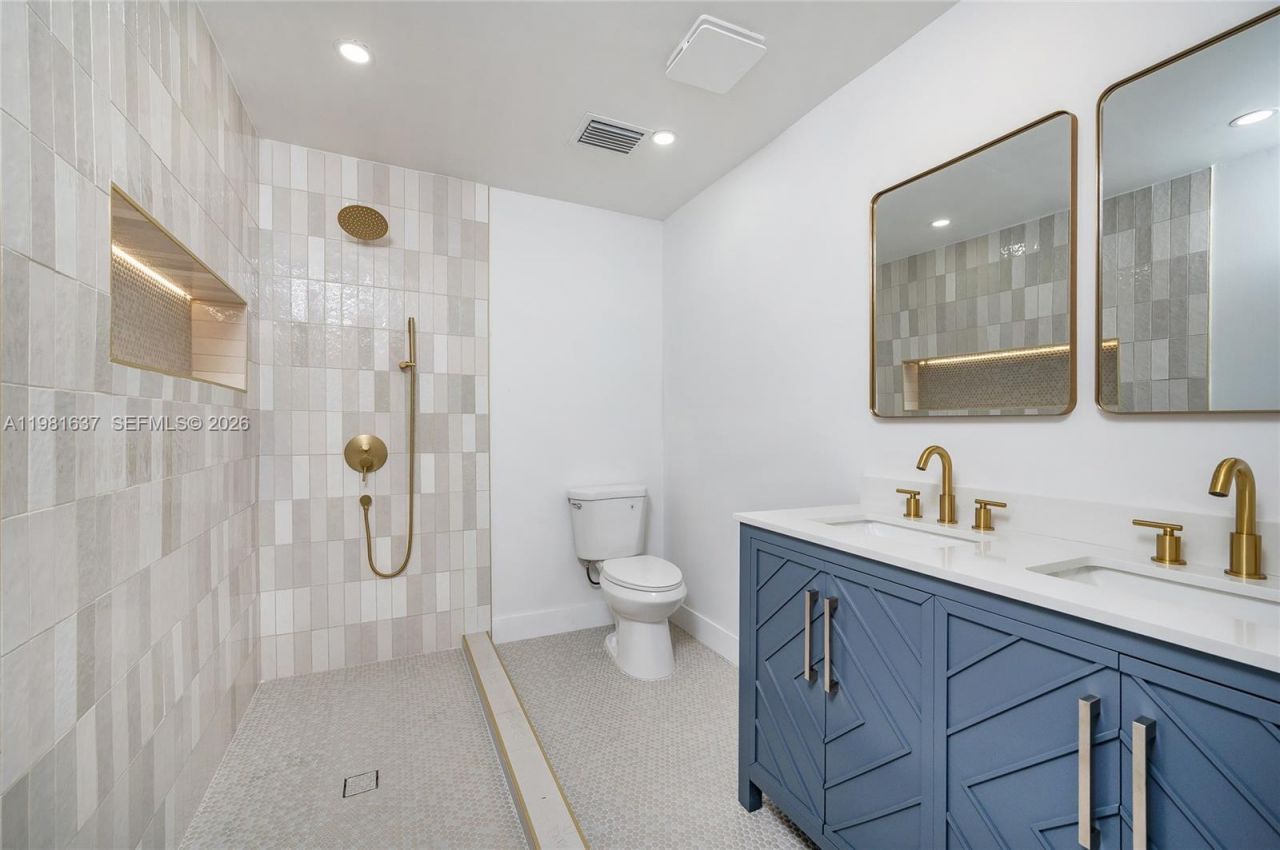 9361 SW 16th St, Miami, FL 33165 Photo