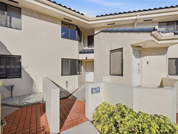 1659 NW 81st Way, Unit 1659, Plantation, FL 33322