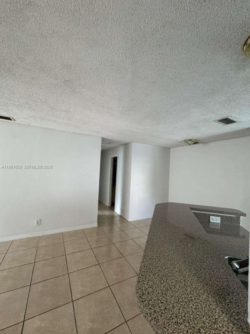 3350 N Pinewalk Dr N , Unit 1412, Margate, FL 33063 Photo