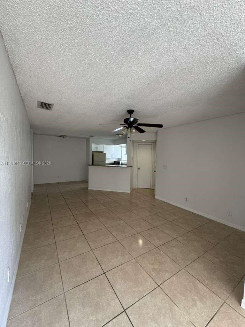 3350 N Pinewalk Dr N , Unit 1412, Margate, FL 33063 Photo