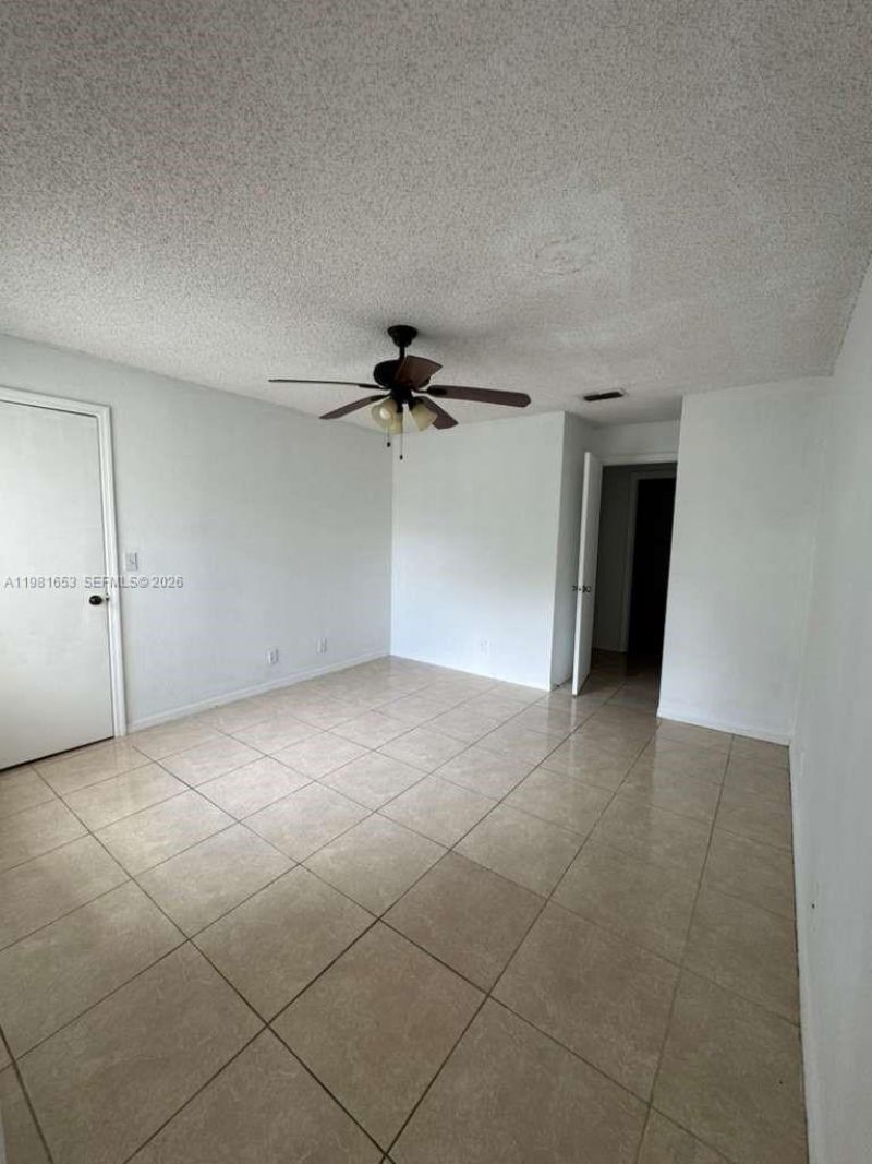 3350 N Pinewalk Dr N , Unit 1412, Margate, FL 33063 Photo