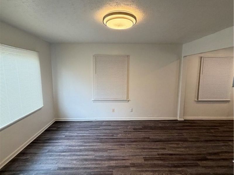 11912 Holborn Avenue, Cleveland, OH 44105 Photo 4