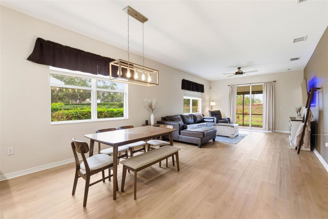 7031 Chatum Light Run , Bradenton, FL 34212 Photo