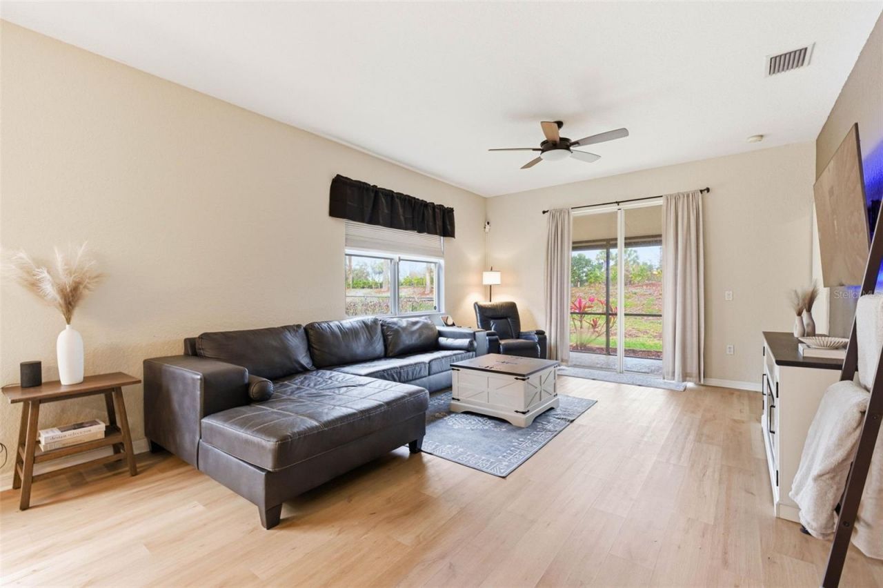 7031 Chatum Light Run , Bradenton, FL 34212 Photo