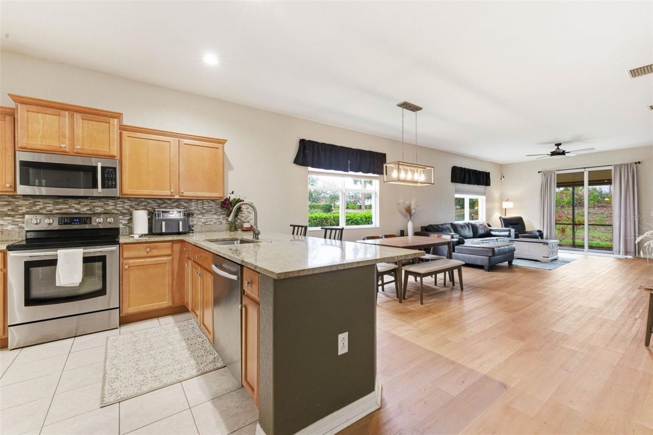 7031 Chatum Light Run , Bradenton, FL 34212 Photo