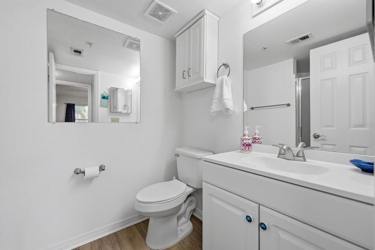 2400 Feather Sound Drive, Unit 1424, Clearwater, FL 33762 Photo