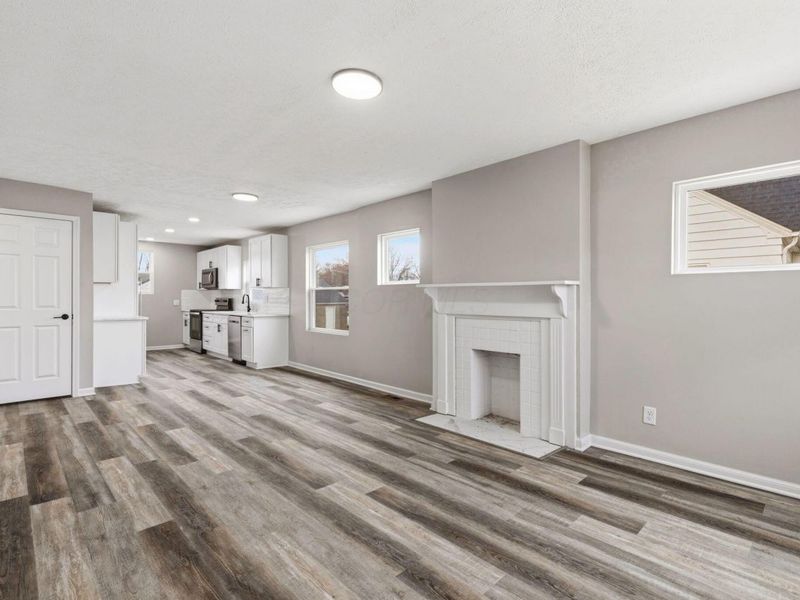 1784 S Champion Avenue , Columbus, OH 43207 Photo 2