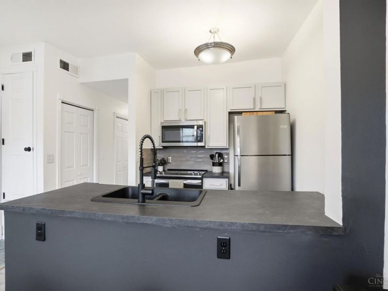 2116 Fulton Avenue, Unit 18, Cincinnati, OH 45206 Photo 16