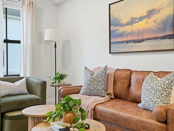 7 Water Street, Unit 4, Plymouth, MA 02360