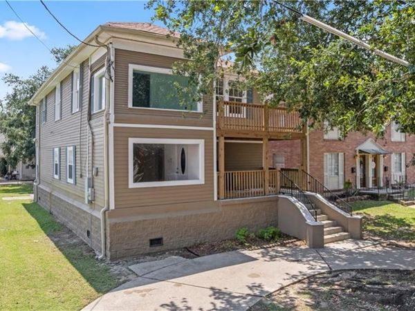 7033 WUERPEL Street, New Orleans, LA 70124