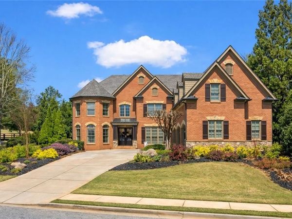 560 Arcaro Drive, Alpharetta, GA 30004