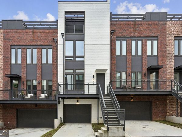 1261 Chelsea Circle NW, Atlanta, GA 30318