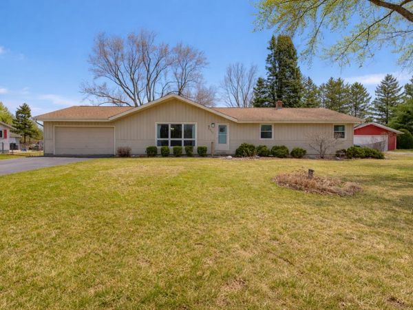2213 E Huebbe Parkway, Beloit, WI 53511