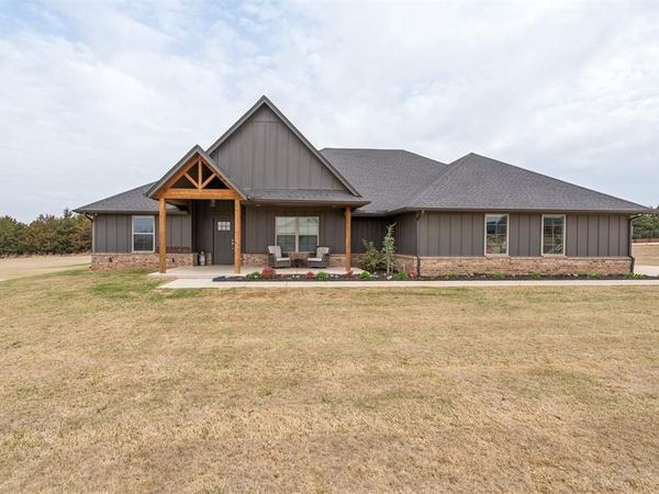 4532 Raymond Lane, Guthrie, OK 73044