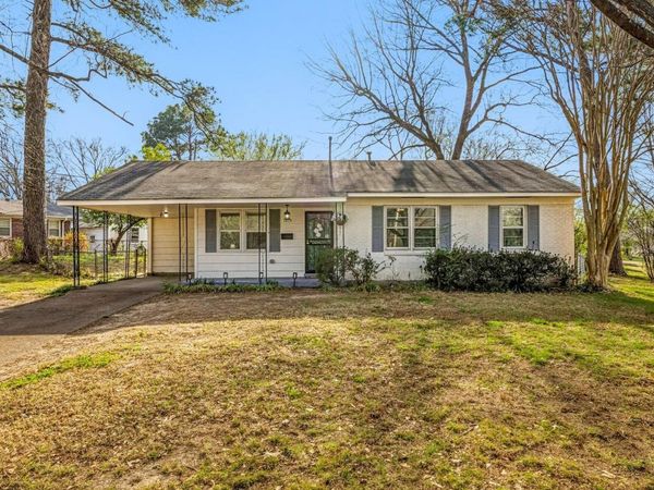 1215 MT MORIAH RD, Memphis, TN 38117