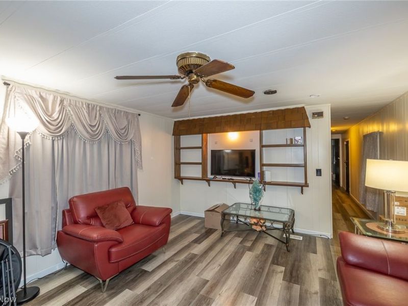 49 Patio Lane, Olmsted Township, OH 44138 Photo 10