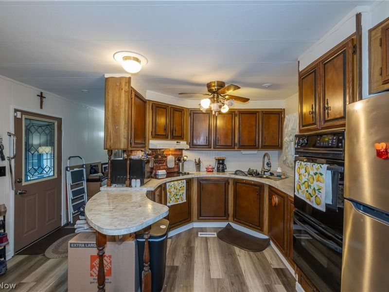 49 Patio Lane, Olmsted Township, OH 44138 Photo 6