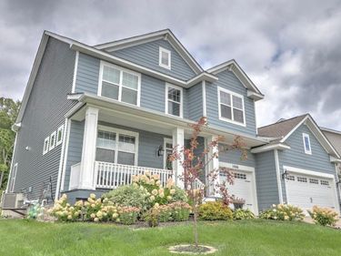 1466 Clover Preserve Lane, Chaska, MN 55318