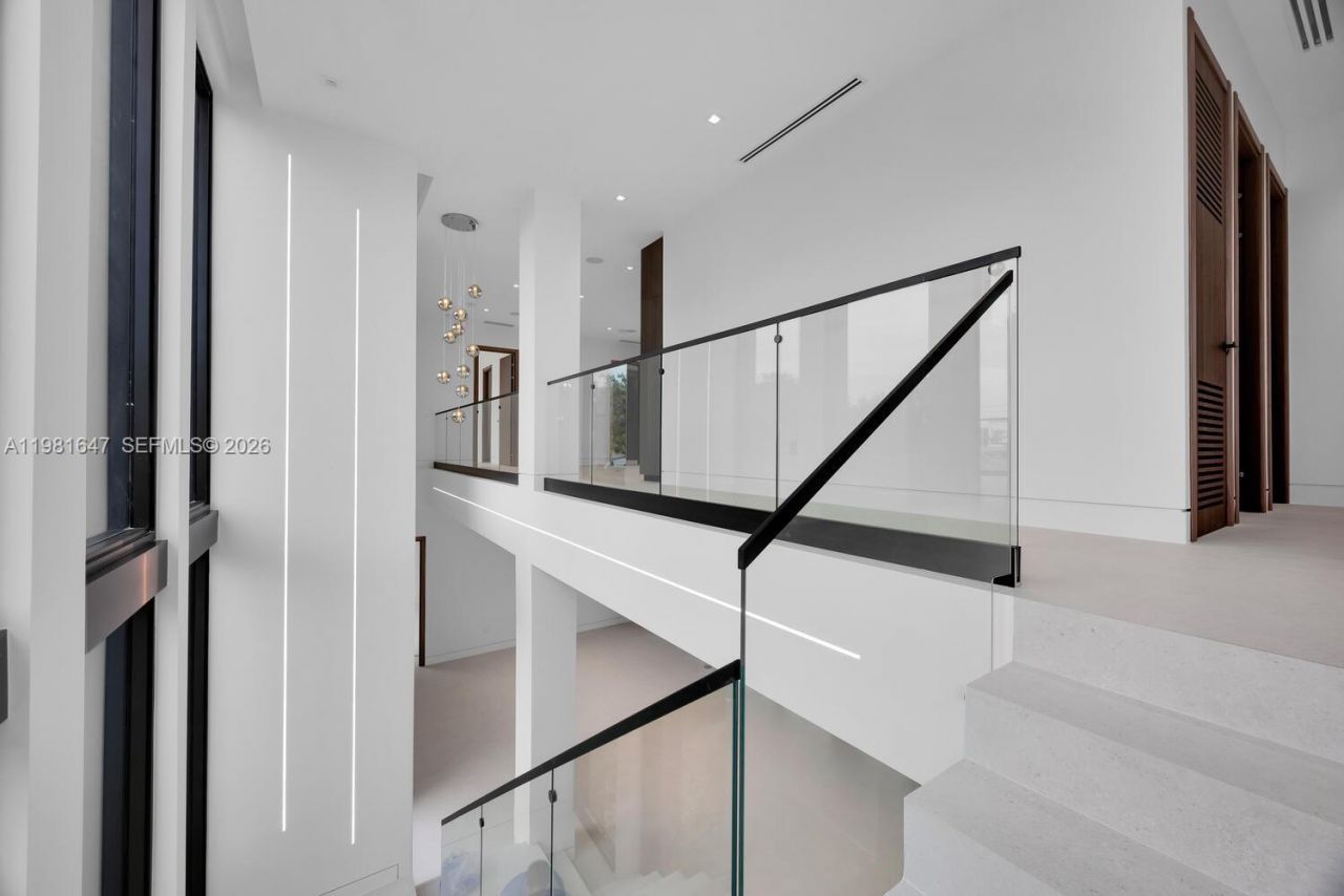 4231 SW 11th St , Miami, FL 33134 Photo