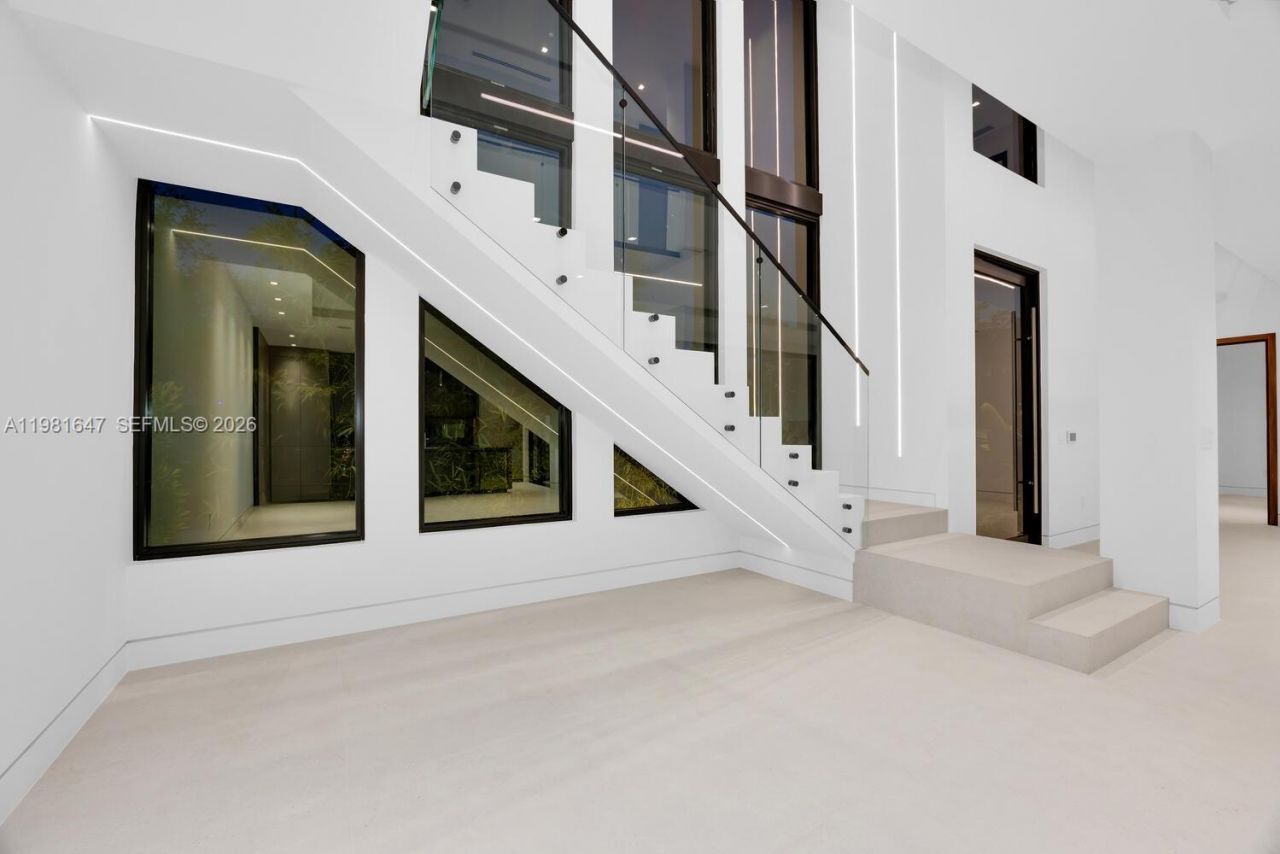 4231 SW 11th St , Miami, FL 33134 Photo