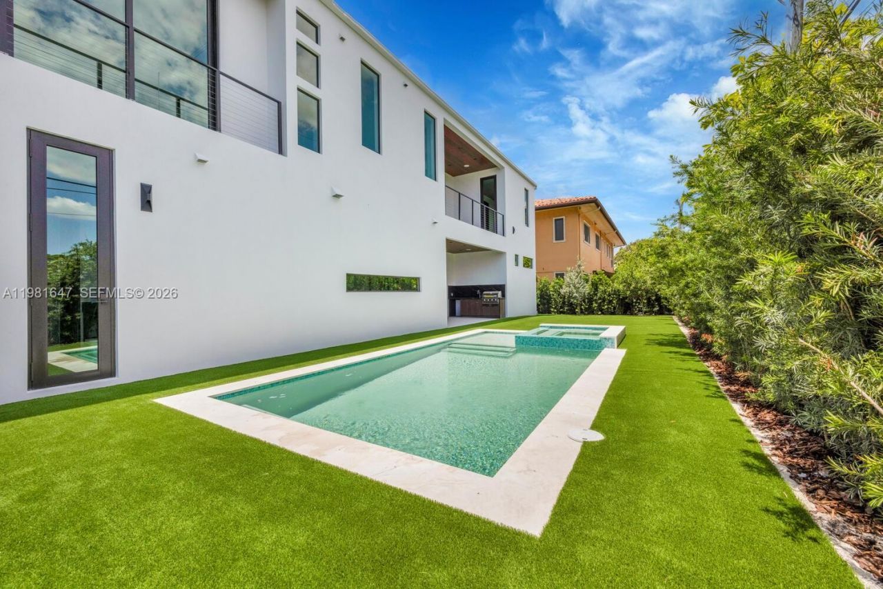 4231 SW 11th St , Miami, FL 33134 Photo