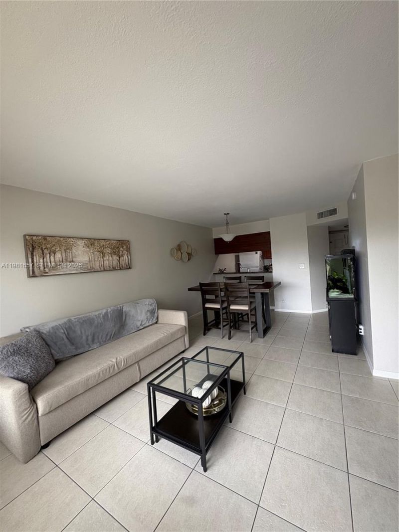 9955 Twin Lakes Dr, Unit 9-K, Coral Springs, FL 33071 Photo