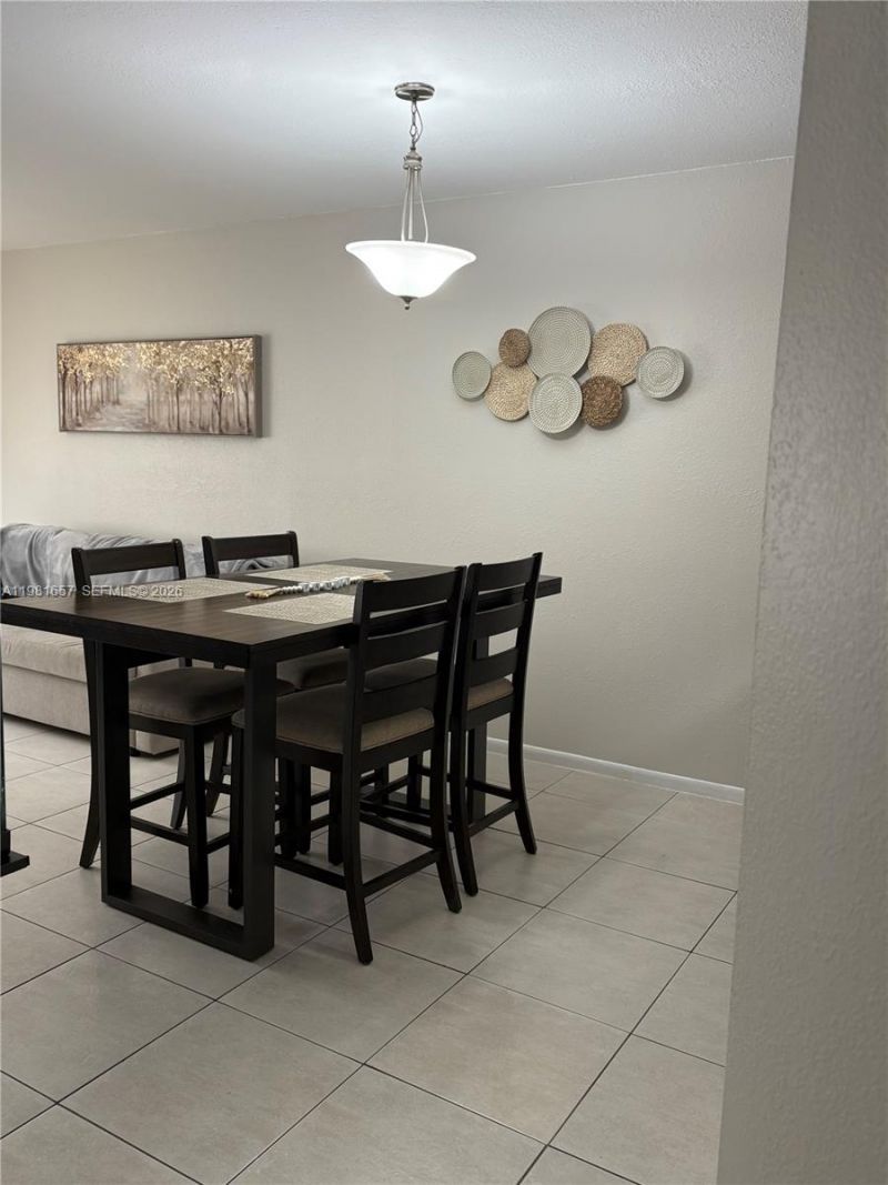 9955 Twin Lakes Dr, Unit 9-K, Coral Springs, FL 33071 Photo