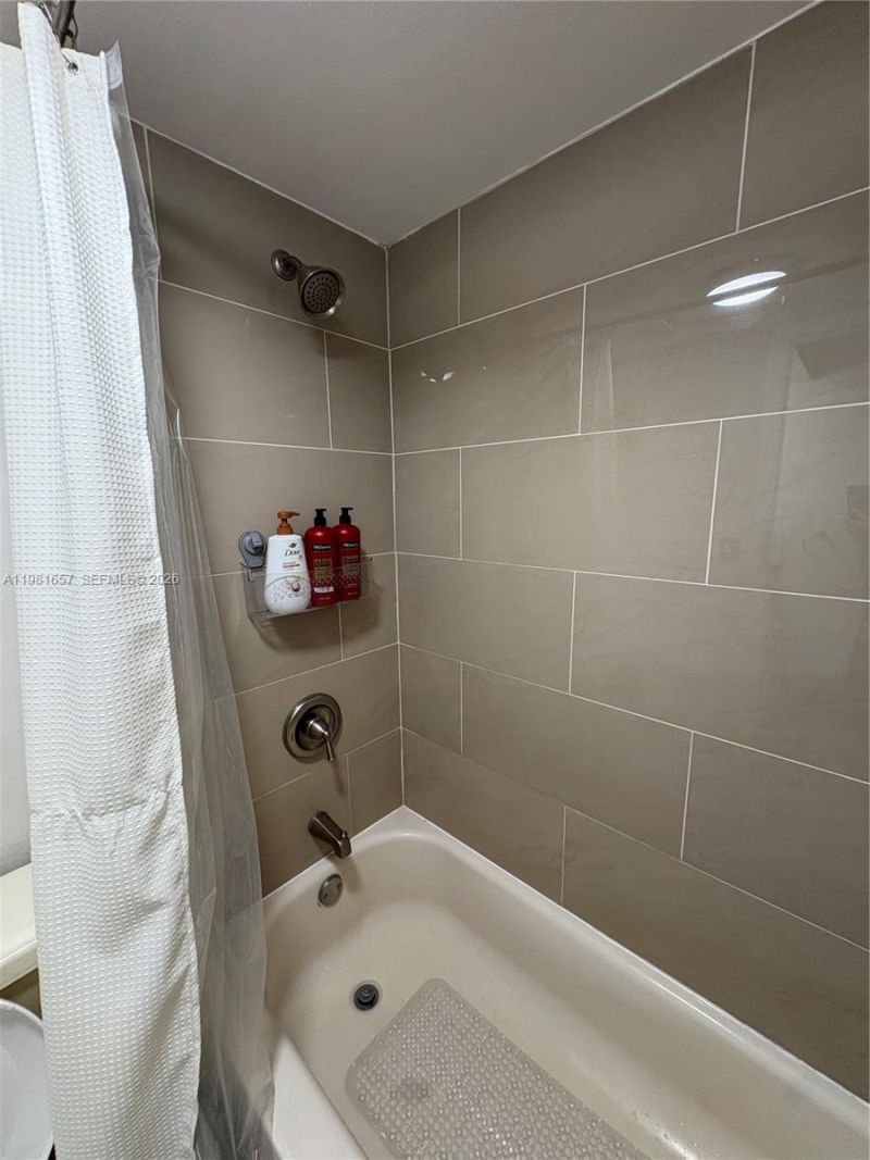 9955 Twin Lakes Dr, Unit 9-K, Coral Springs, FL 33071 Photo